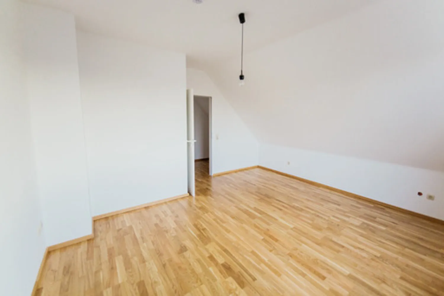 3 Zimmer Wohnung mit 80 m² in Krefeld – Bild 1