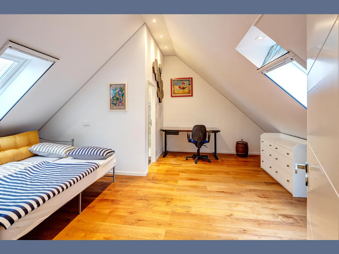 4 Zimmer Wohnung mit 137 m² in München – Bild 6