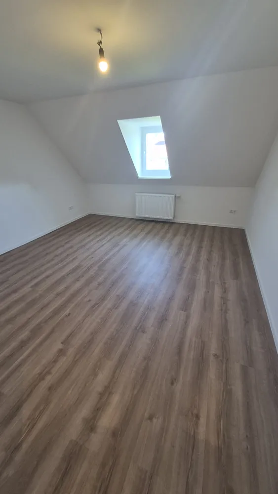 5 Zimmer Wohnung mit 90 m² in Wiesbaden – Bild 4