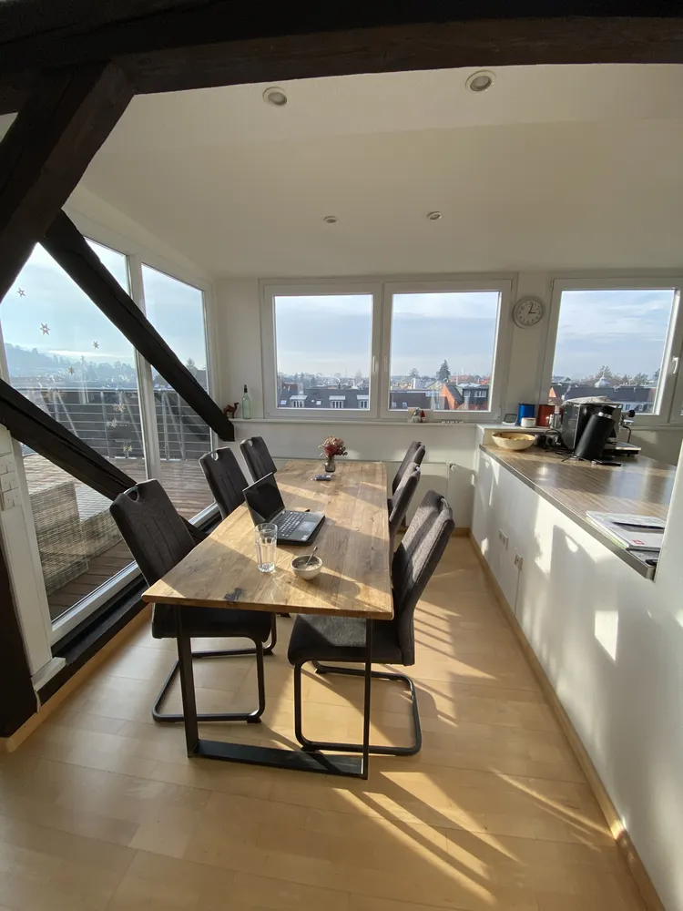 2 Zimmer Wohnung mit 131 m² in Freiburg im Breisgau – Bild 3