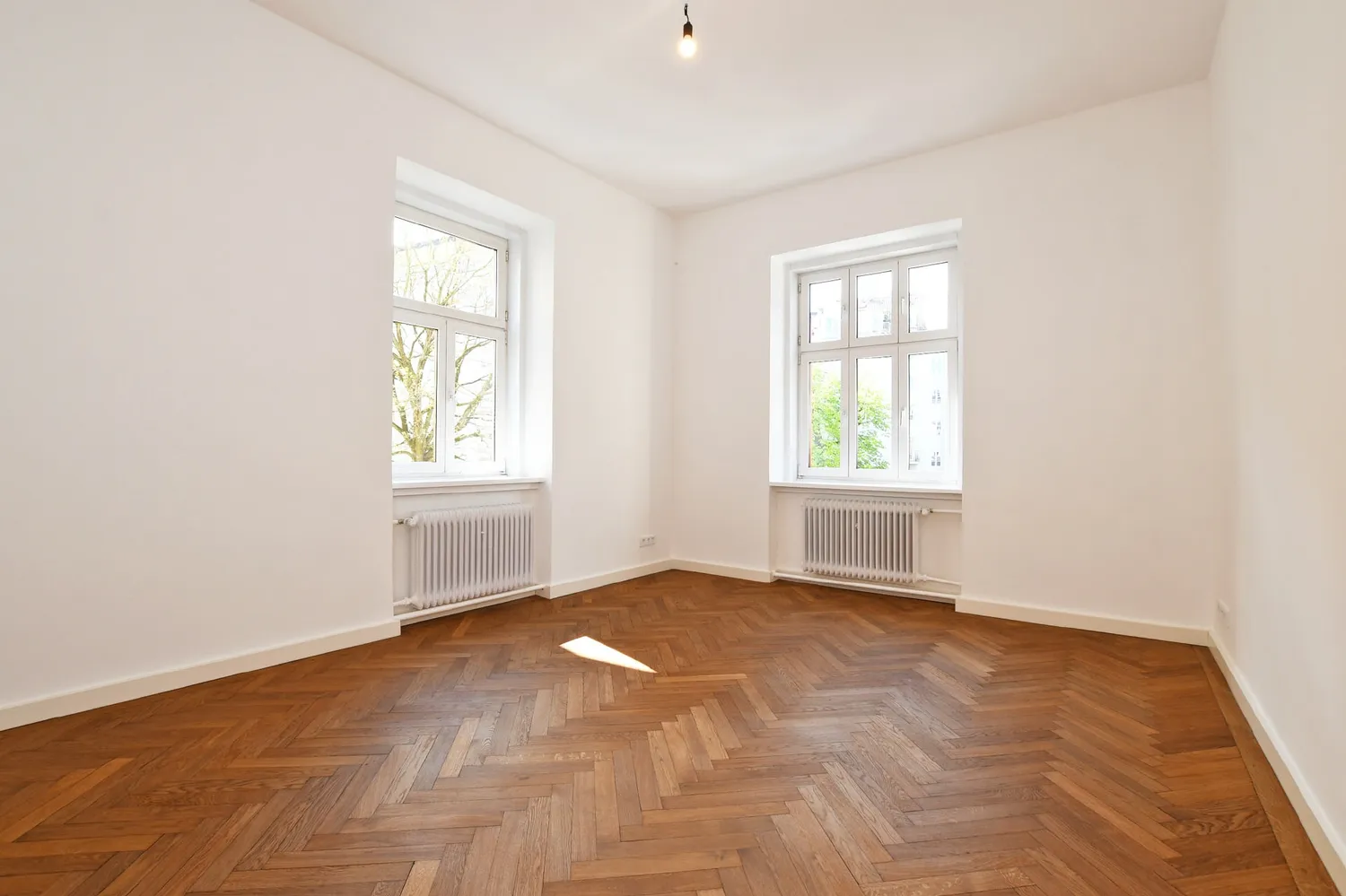 5 Zimmer Wohnung mit 148 m² in München – Bild 3