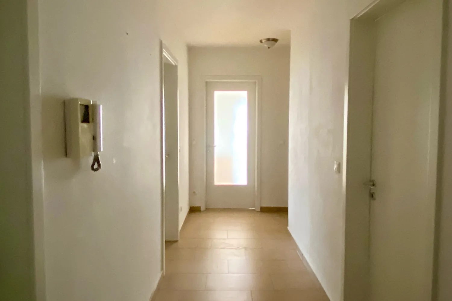 3 Zimmer Wohnung mit 110 m² in München – Bild 2