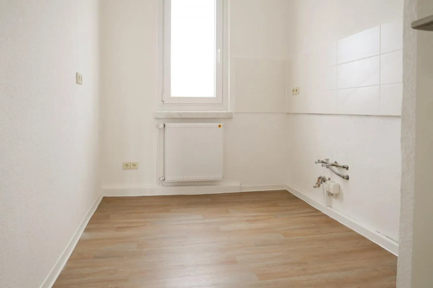 2 Zimmer Wohnung mit 49 m² in Magdeburg – Bild 2