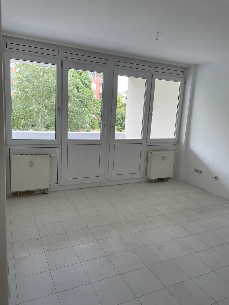 2 Zimmer Wohnung mit 75 m² in Berlin – Bild 4