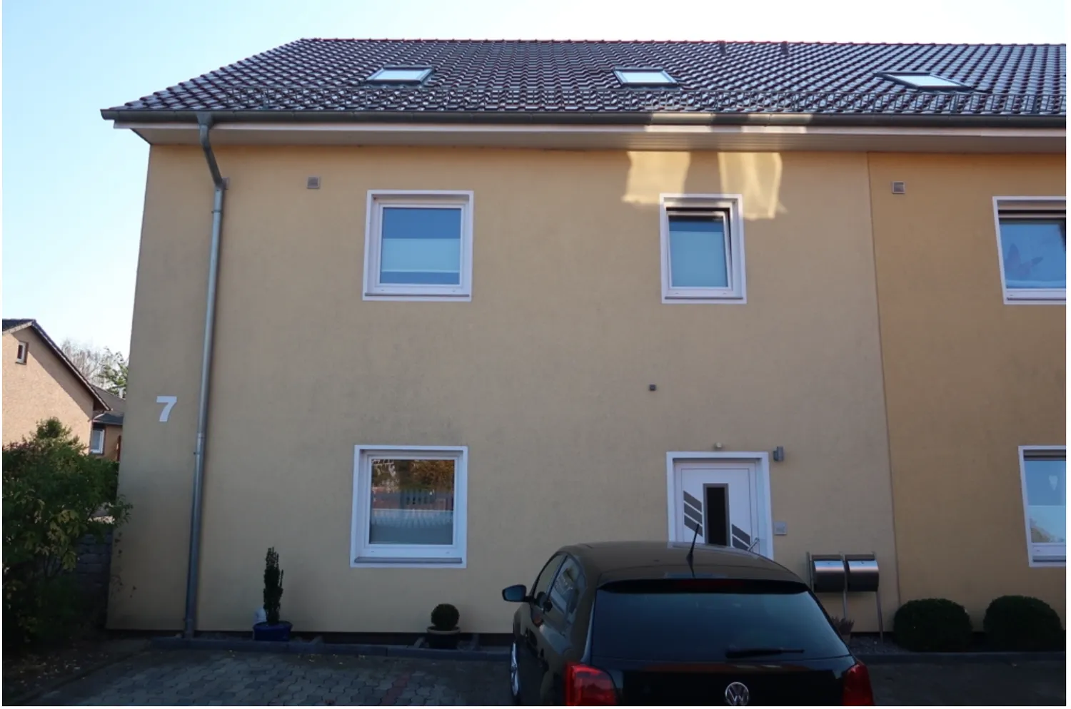 6 Zimmer Wohnung mit 133 m² in Wolfsburg – Bild 1