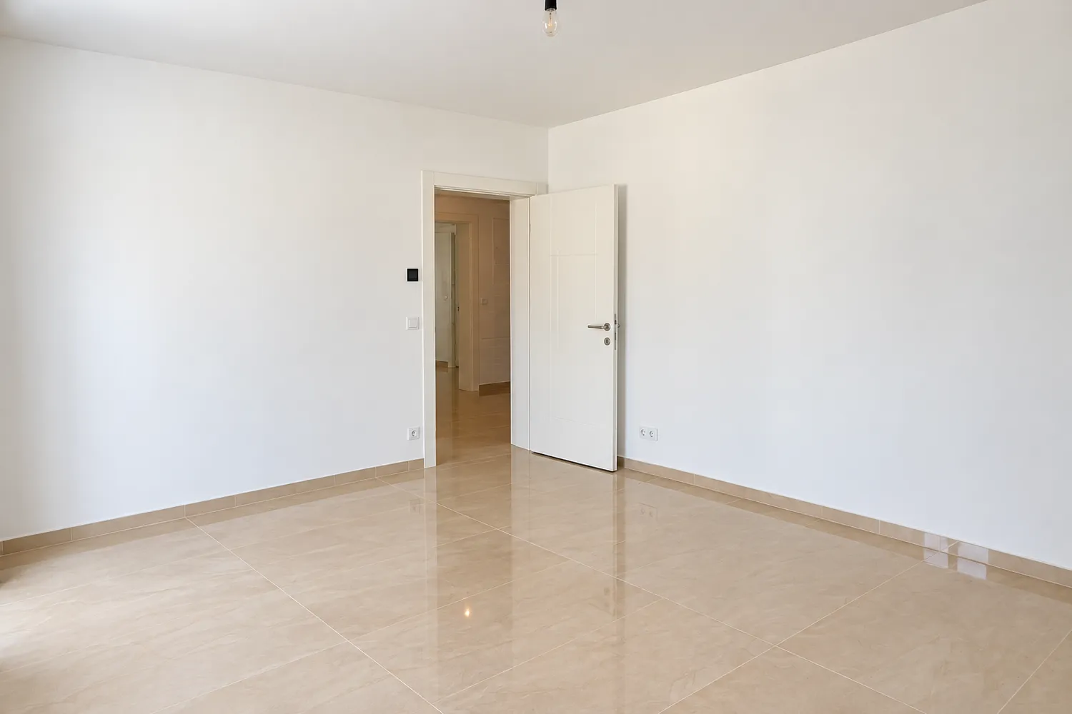 2 Zimmer Wohnung mit 66 m² in Hannover – Bild 4