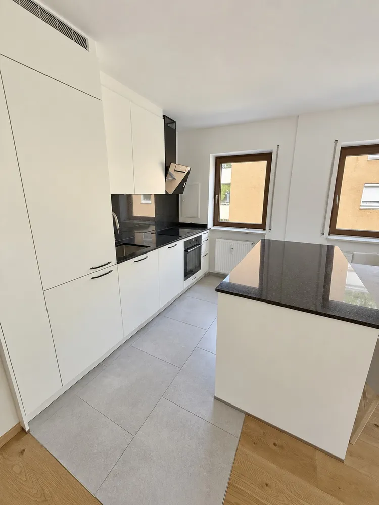 3 Zimmer Wohnung mit 72 m² in München – Bild 4