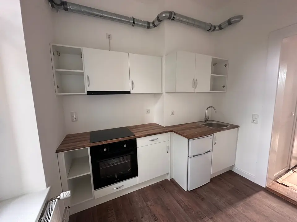 17 Zimmer Wohnung mit 44 m² in Kiel – Bild 1
