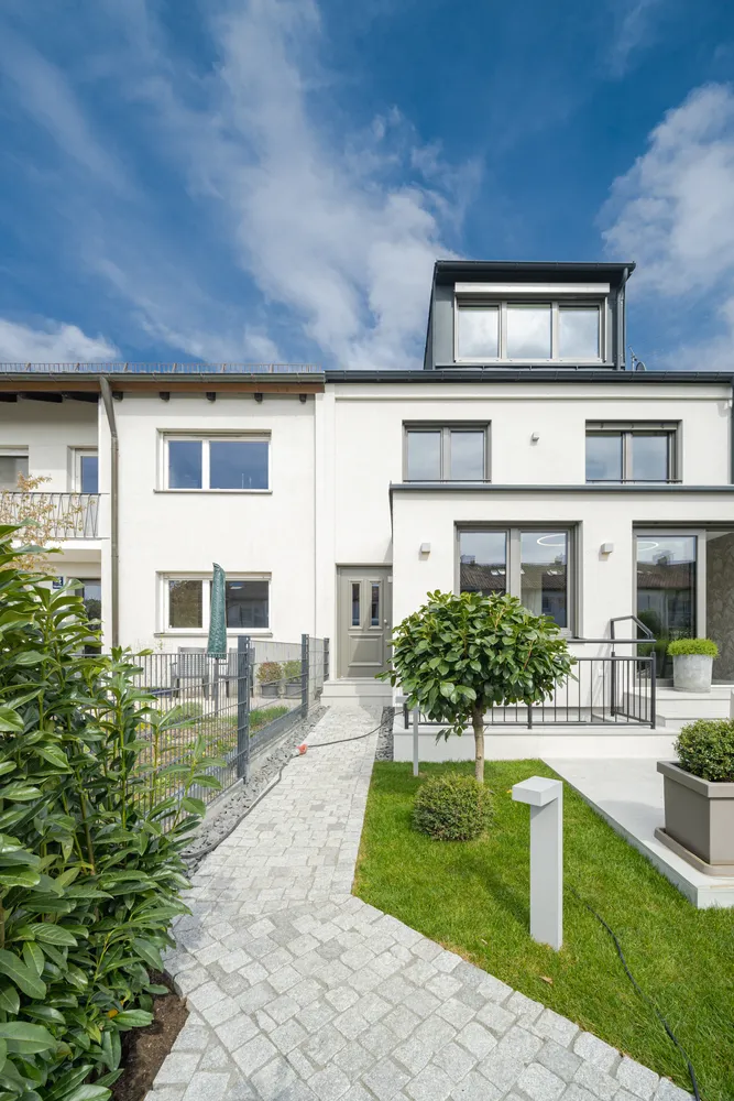 6 Zimmer Haus mit 134 m² in München – Bild 2