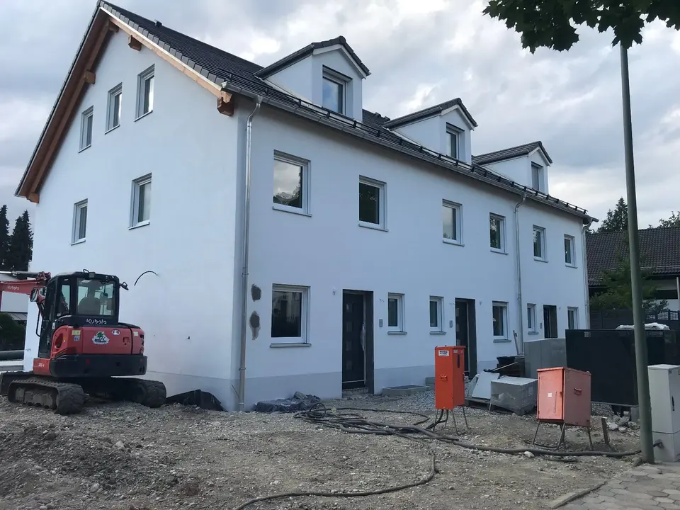 7 Zimmer Wohnung mit 130 m² in Erding – Bild 2