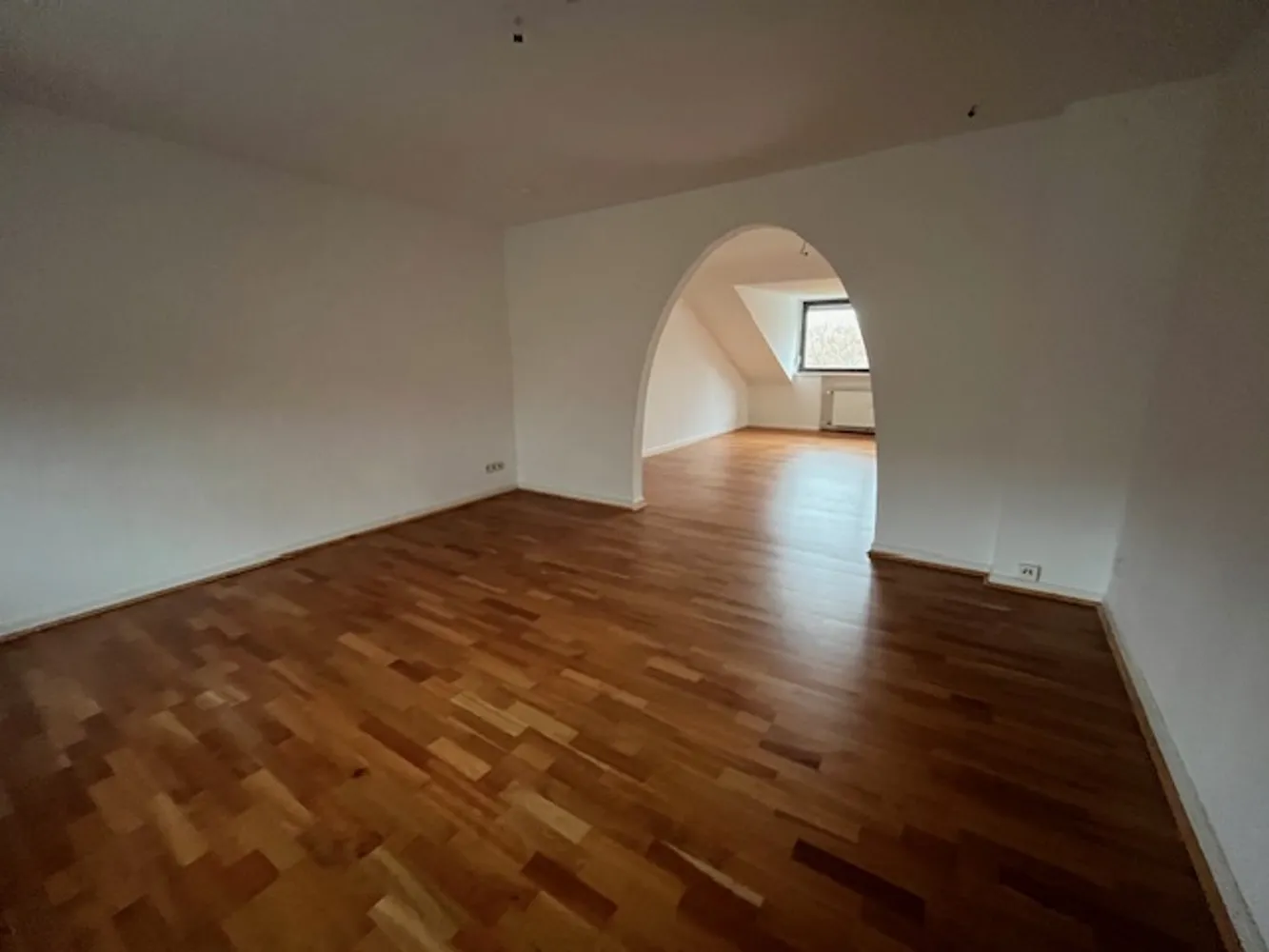 2 Zimmer Wohnung mit 85 m² in Mönchengladbach – Bild 4