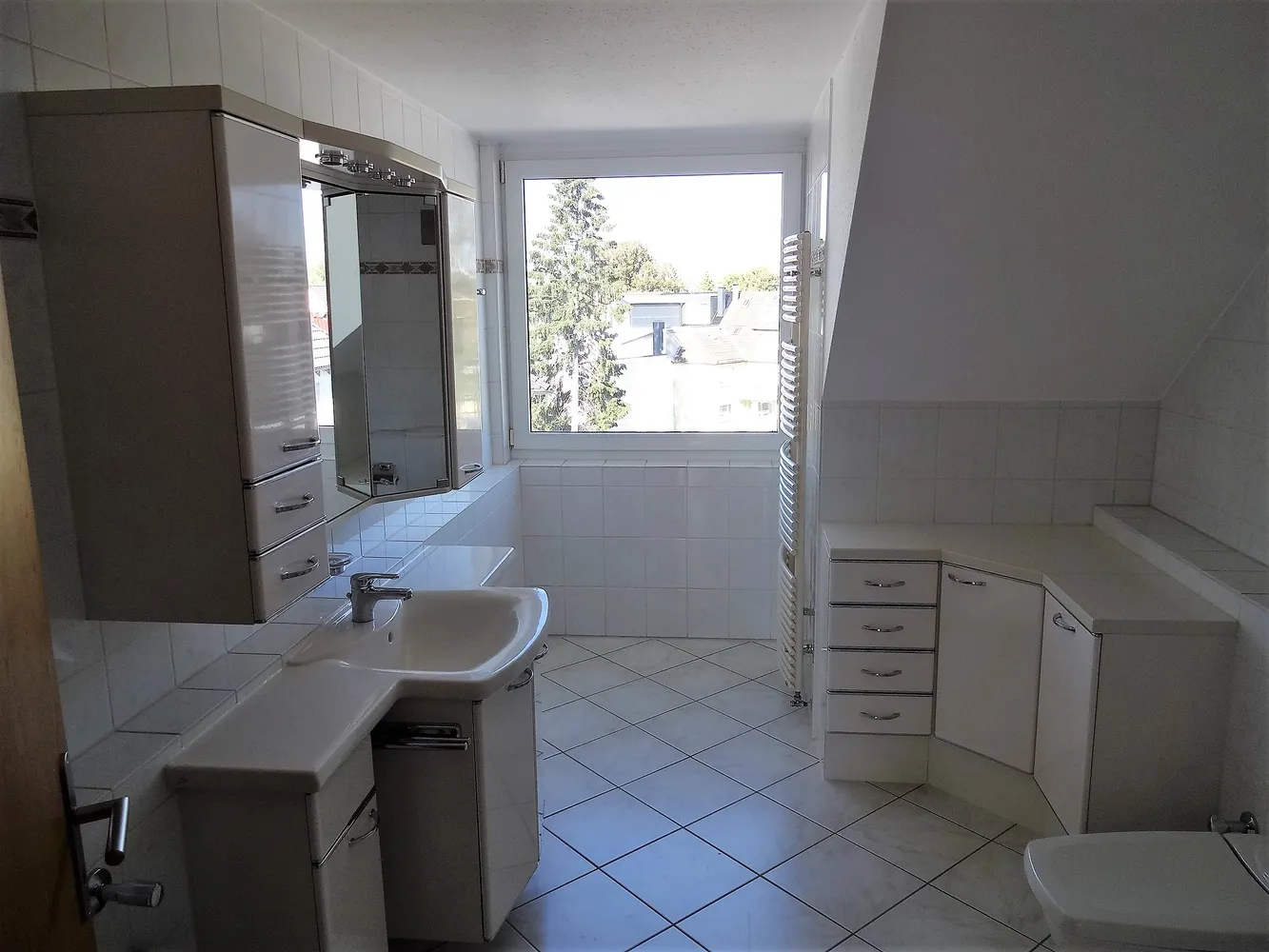 4 Zimmer Wohnung mit 132 m² in Solingen – Bild 5
