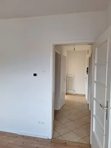 4 Zimmer Wohnung mit 70 m² in Duisburg – Bild 3