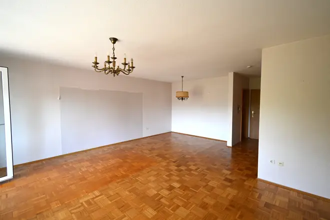 3 Zimmer Wohnung mit 90 m² in Solingen – Bild 2