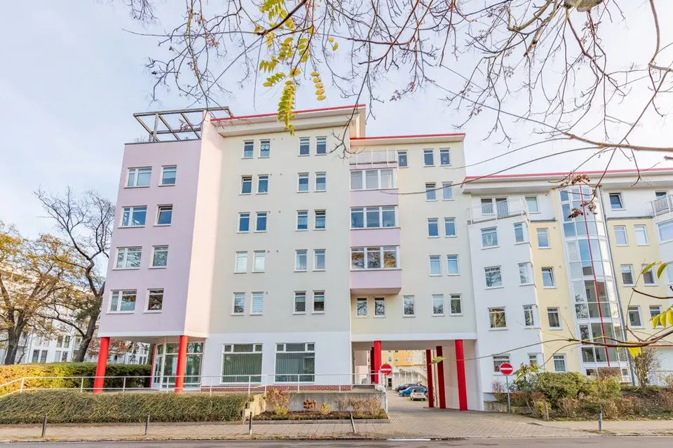 2 Zimmer Wohnung mit 120 m² in Potsdam – Bild 3