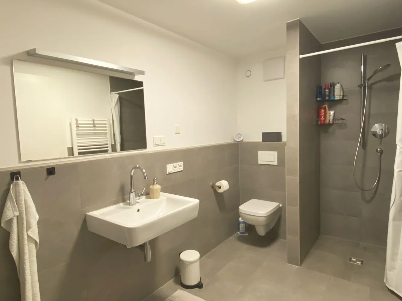 4 Zimmer Wohnung mit 98 m² in Düsseldorf – Bild 6