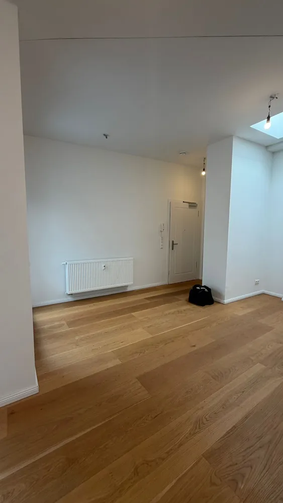 2 Zimmer Wohnung mit 67 m² in Berlin – Bild 1