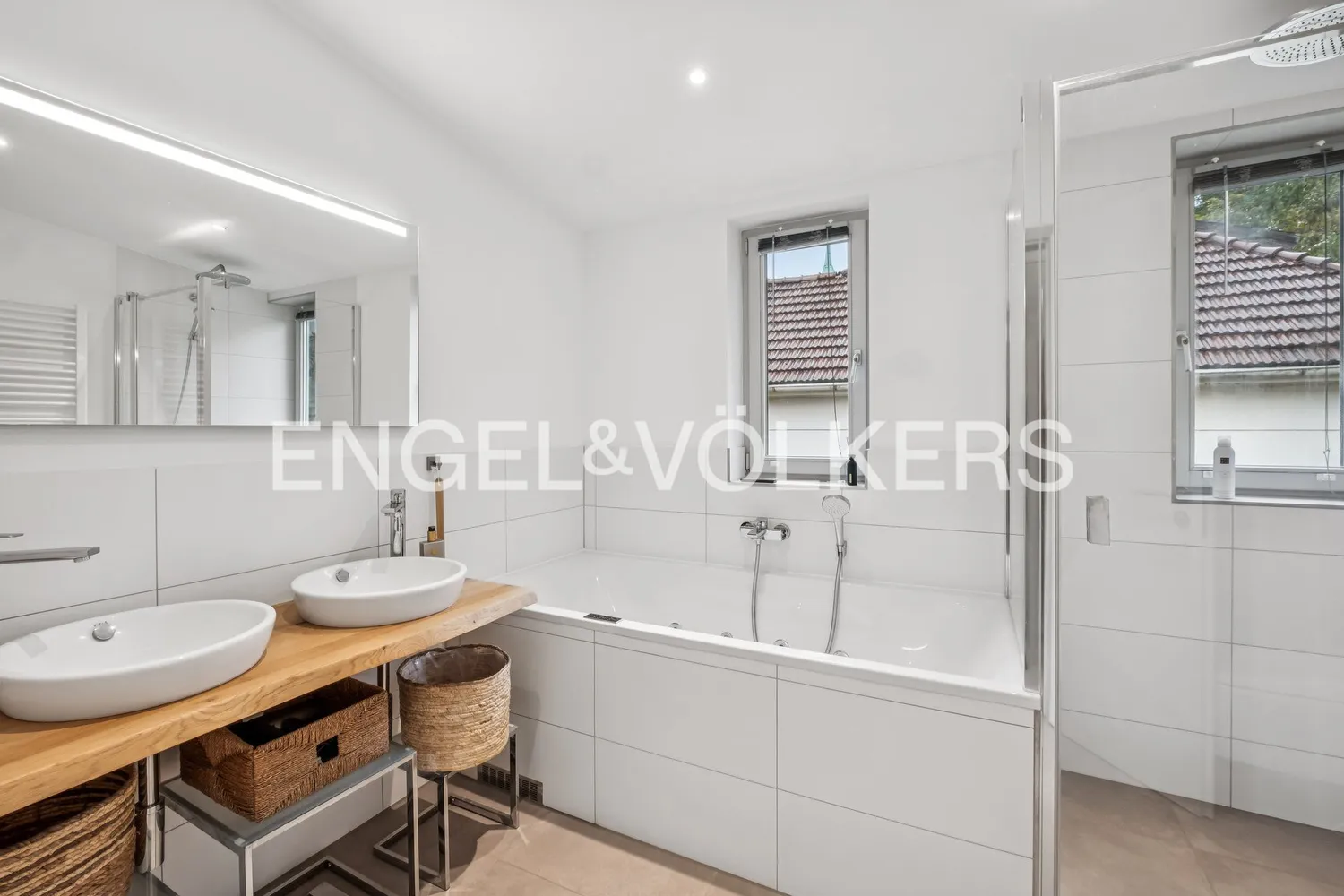 4 Zimmer Wohnung mit 141 m² in Hamburg – Bild 7