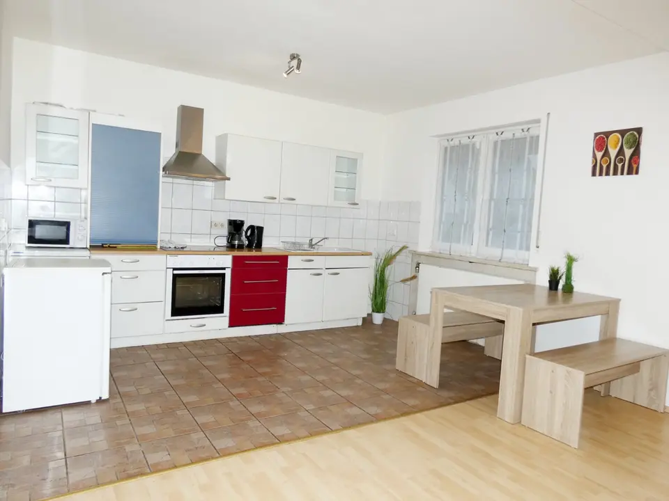 6 Zimmer Haus mit 170 m² in Erlangen – Bild 2