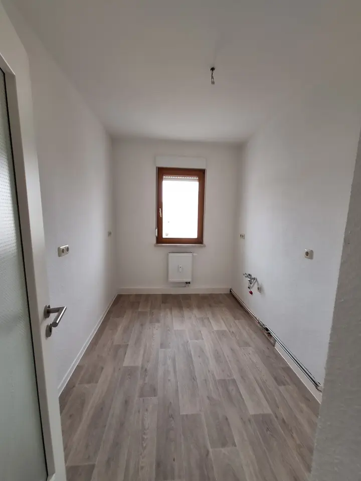 3 Zimmer Wohnung mit 60 m² in Eisenach – Bild 2