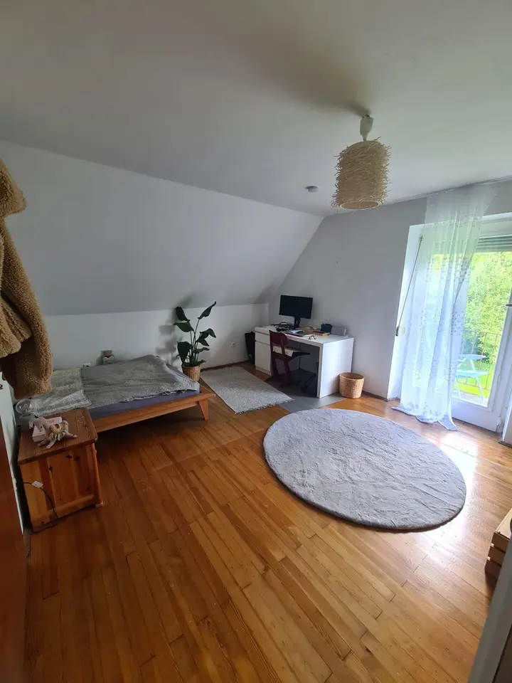 3 Zimmer Wohnung mit 90 m² in Regensburg – Bild 1