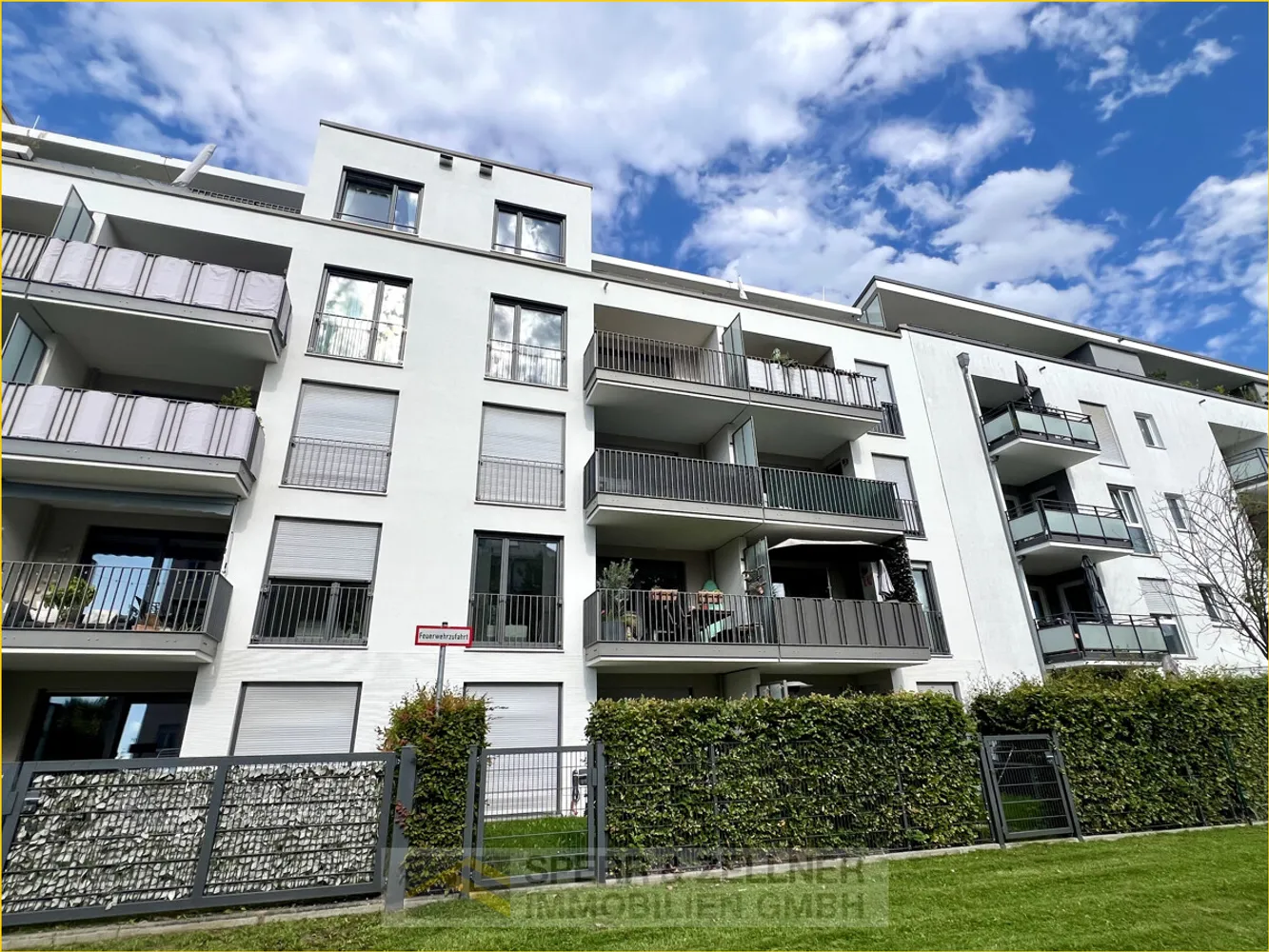 3 Zimmer Wohnung mit 105 m² in München – Bild 1