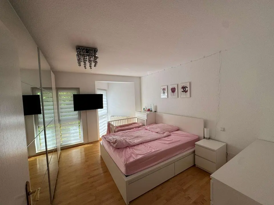 3 Zimmer Wohnung mit 104 m² in Saarbrücken – Bild 2