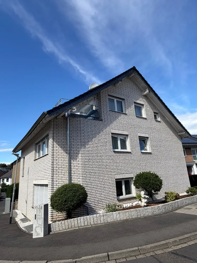 5 room apartment with 160 m² in Brühl – Photo 1