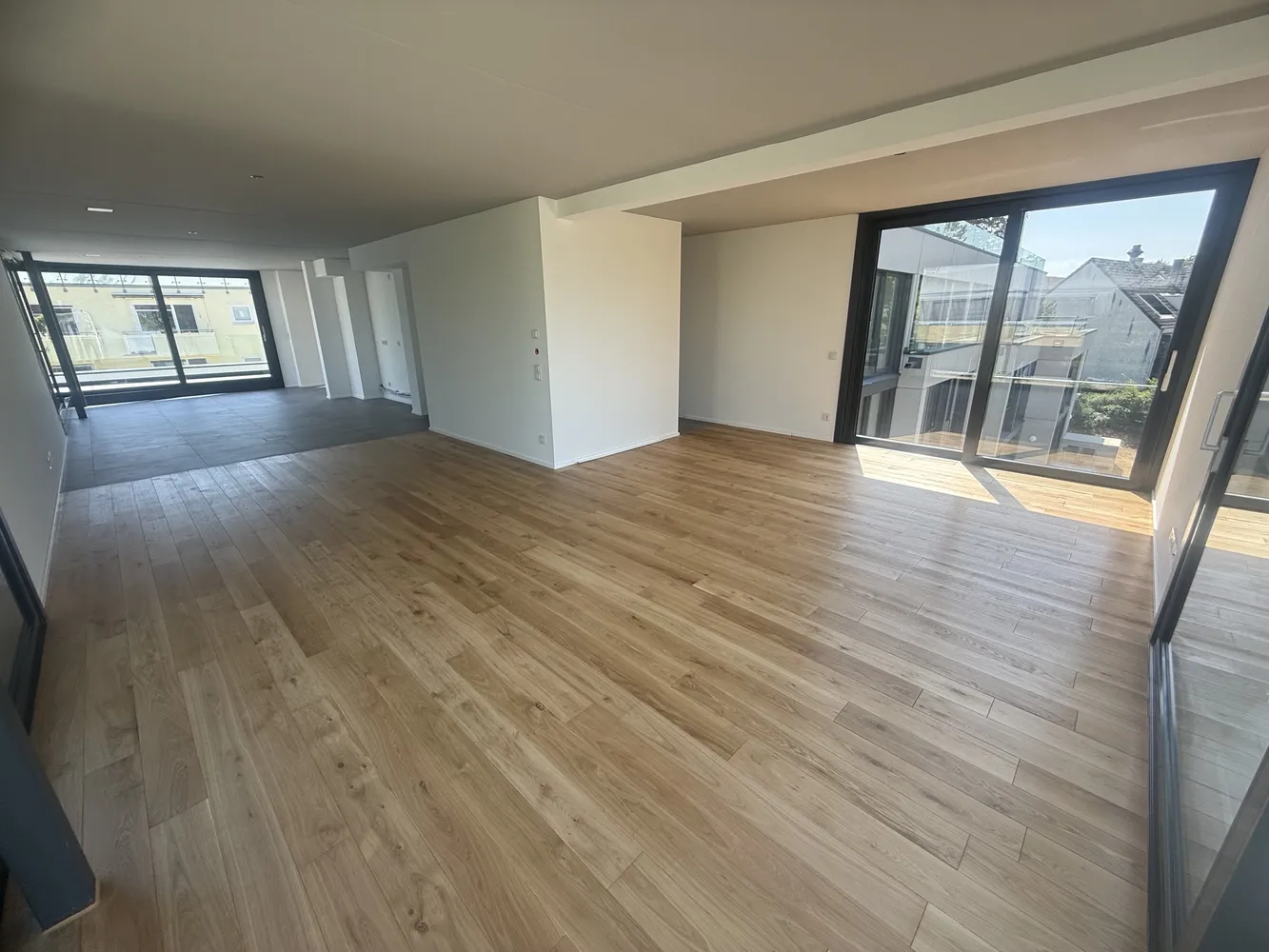 2 Zimmer Wohnung mit 150 m² in München – Bild 5