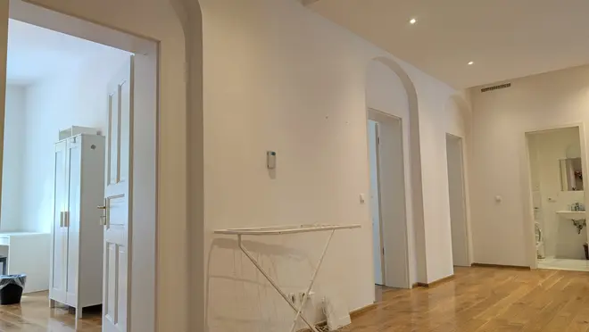 4 Zimmer Wohnung mit 95 m² in München – Bild 2