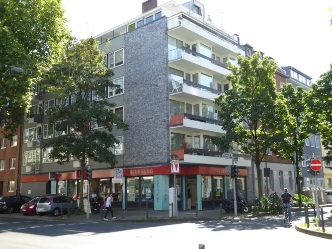 4 Zimmer Wohnung mit 162 m² in Düsseldorf – Bild 1