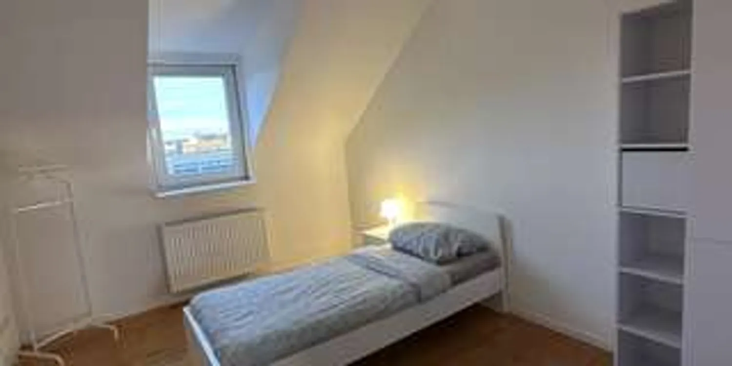 2 room apartment with 65 m² in Düsseldorf – Photo 5