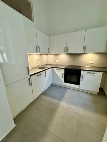 2 Zimmer Wohnung mit 61 m² in Berlin – Bild 1