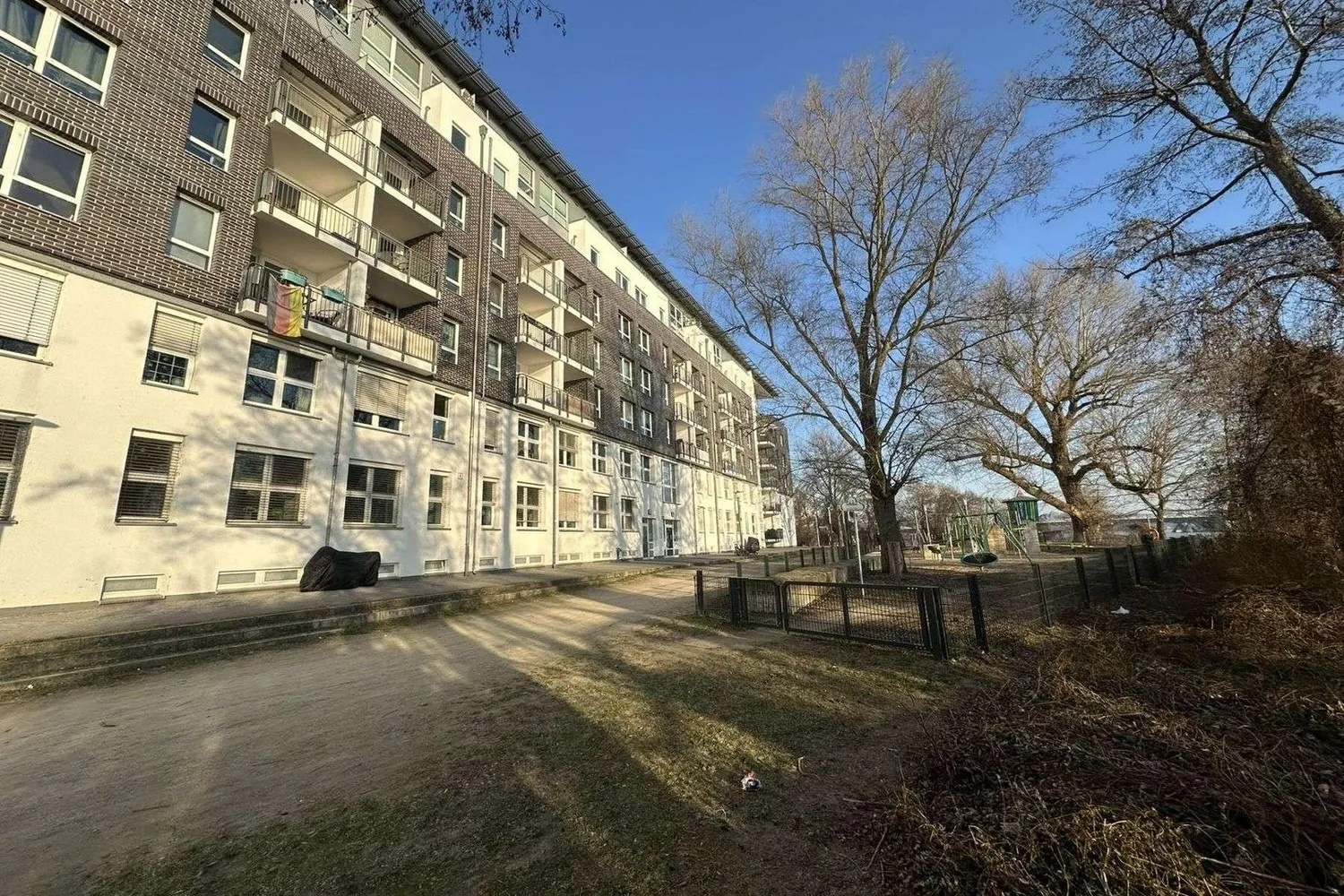 2 Zimmer Wohnung mit 60 m² in Berlin – Bild 1