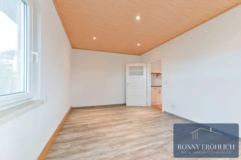 5 Zimmer Wohnung mit 120 m² in Aue-Bad Schlema – Bild 2