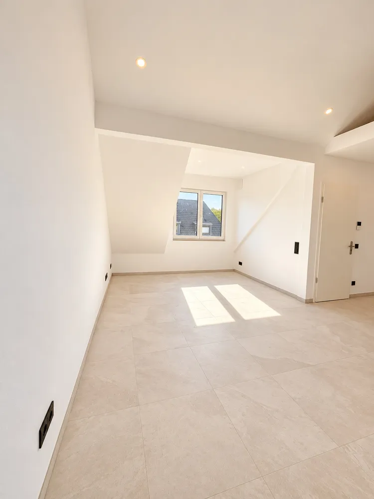 3 room apartment with 60 m² in Cologne – Photo 2