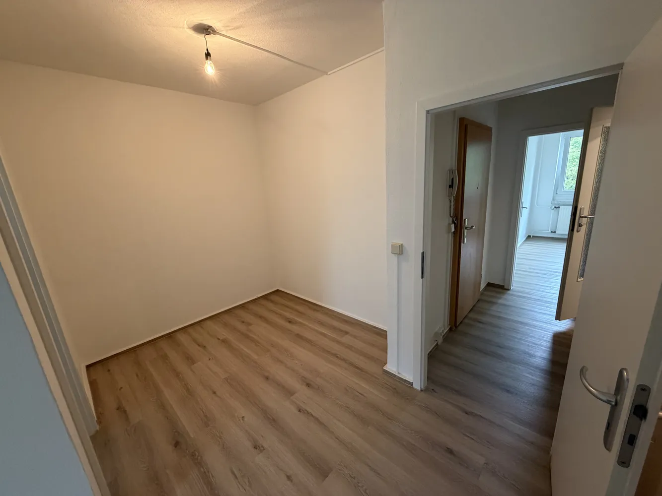 3 room apartment with 56 m² in Chemnitz – Photo 4