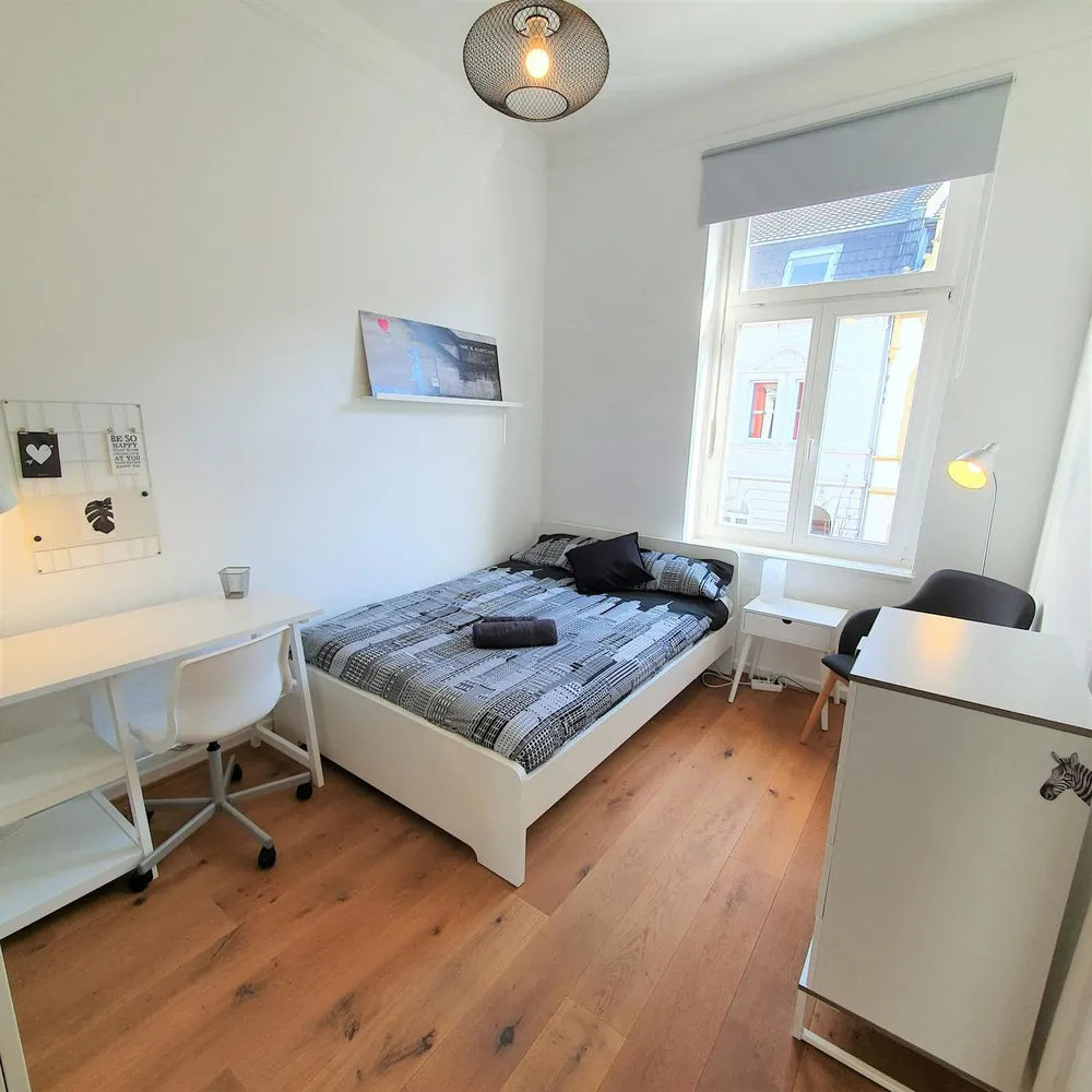 Shared room with 9 m² in Bonn – Photo 1