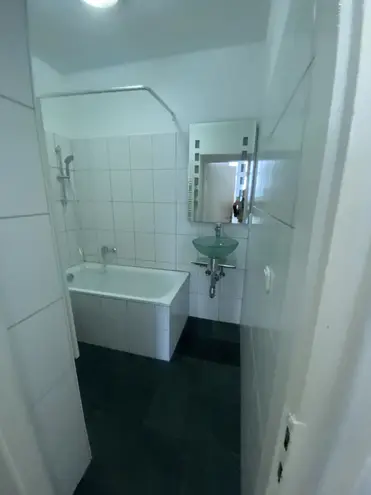 1 Zimmer Wohnung mit 32 m² in Frankfurt am Main – Bild 4