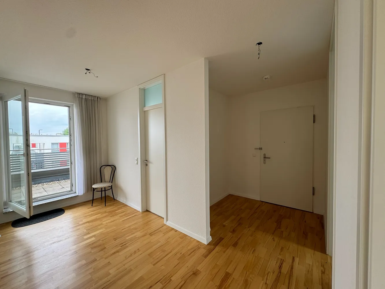 3 Zimmer Wohnung mit 127 m² in Frankfurt am Main – Bild 2