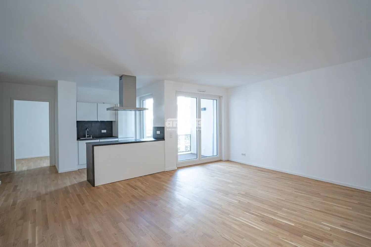 3 Zimmer Wohnung mit 82 m² in Dresden – Bild 2