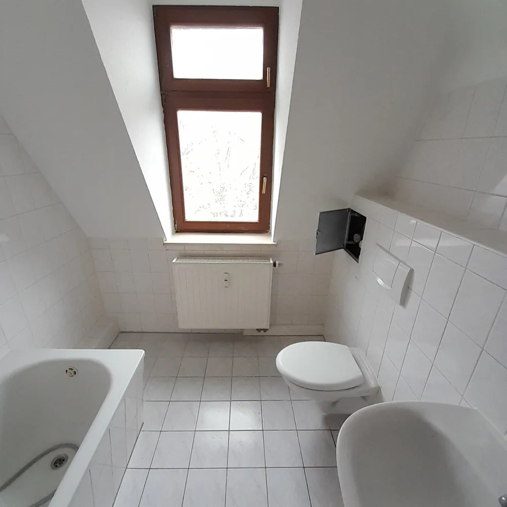1 Zimmer Wohnung mit 33 m² in Weißenfels – Bild 4