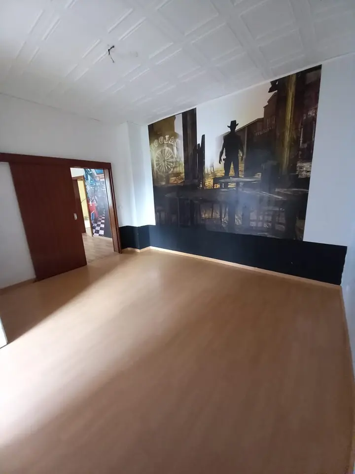 2 Zimmer Wohnung mit 80 m² in Saarbrücken – Bild 1