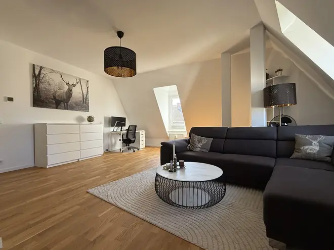 2 Zimmer Wohnung mit 72 m² in Frankfurt am Main – Bild 1