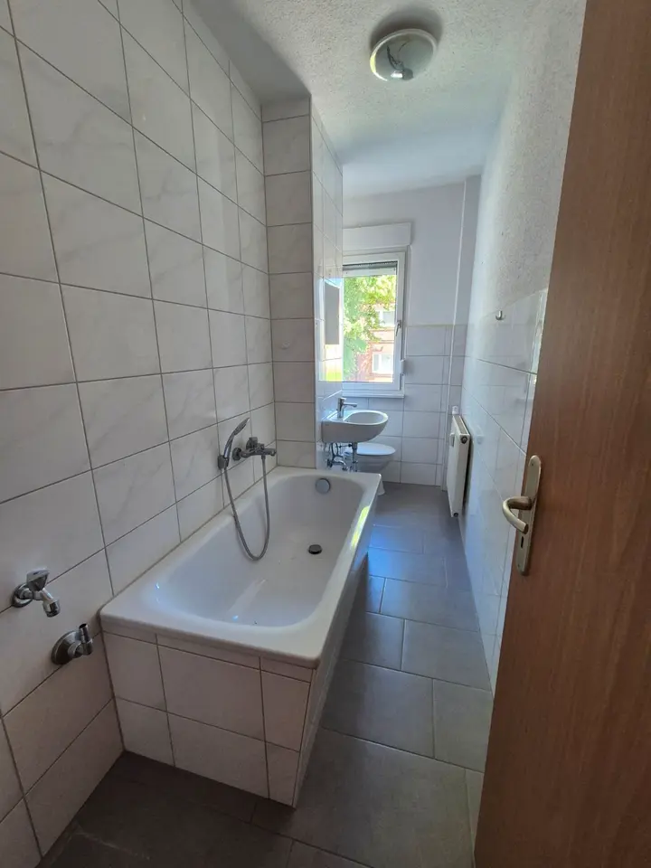 3 Zimmer Wohnung mit 59 m² in Bitterfeld-Wolfen – Bild 5