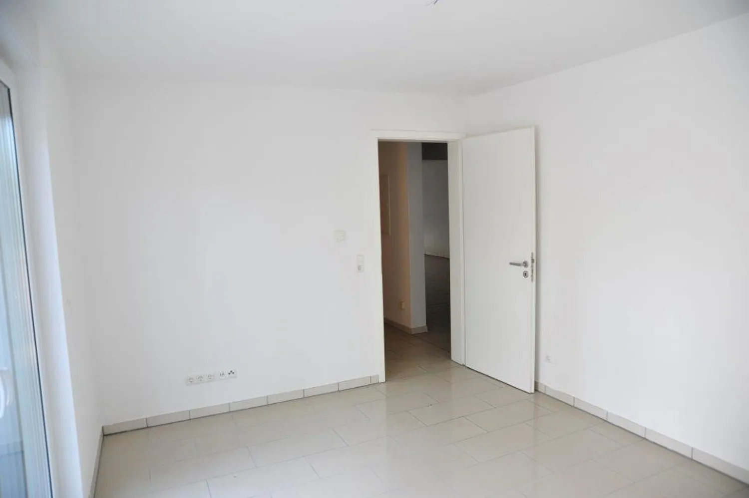 6 Zimmer Wohnung mit 175 m² in Hannover – Bild 4