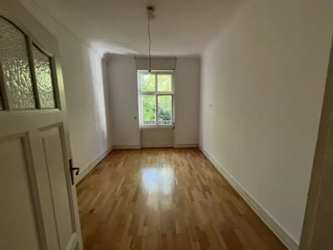 4 Zimmer Wohnung mit 118 m² in Frankfurt am Main – Bild 5