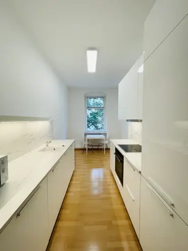 2 Zimmer Wohnung mit 73 m² in Berlin – Bild 7
