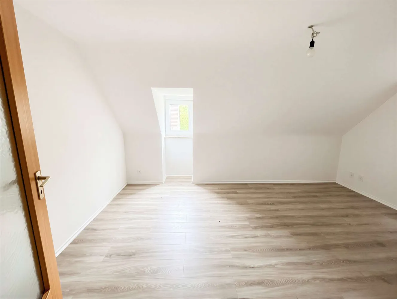 2 Zimmer Wohnung mit 38 m² in Gelsenkirchen – Bild 2