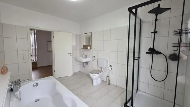 3 Zimmer Wohnung mit 121 m² in Leverkusen – Bild 3